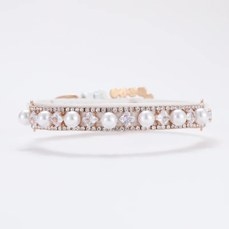 Elegant Pearl & Rhinestone Collar – Chic Accessory for Small Dogs & Cats