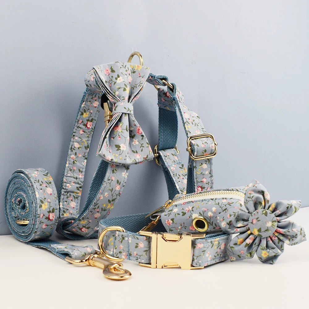 Custom Engraved Floral Dog Collar & Leash Set Tailored Elegance for Every Dog