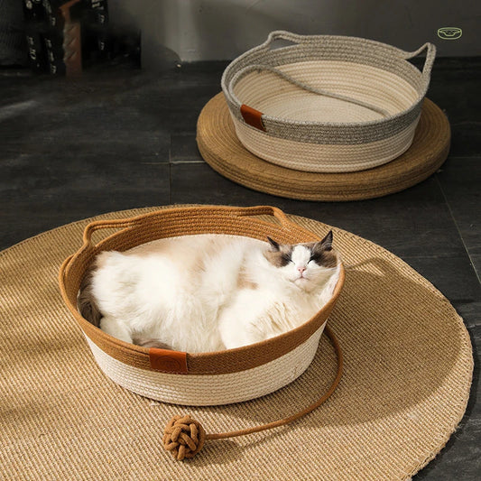 Handmade Rattan Cat Bed with Scratch Board – Cozy All-Season Retreat