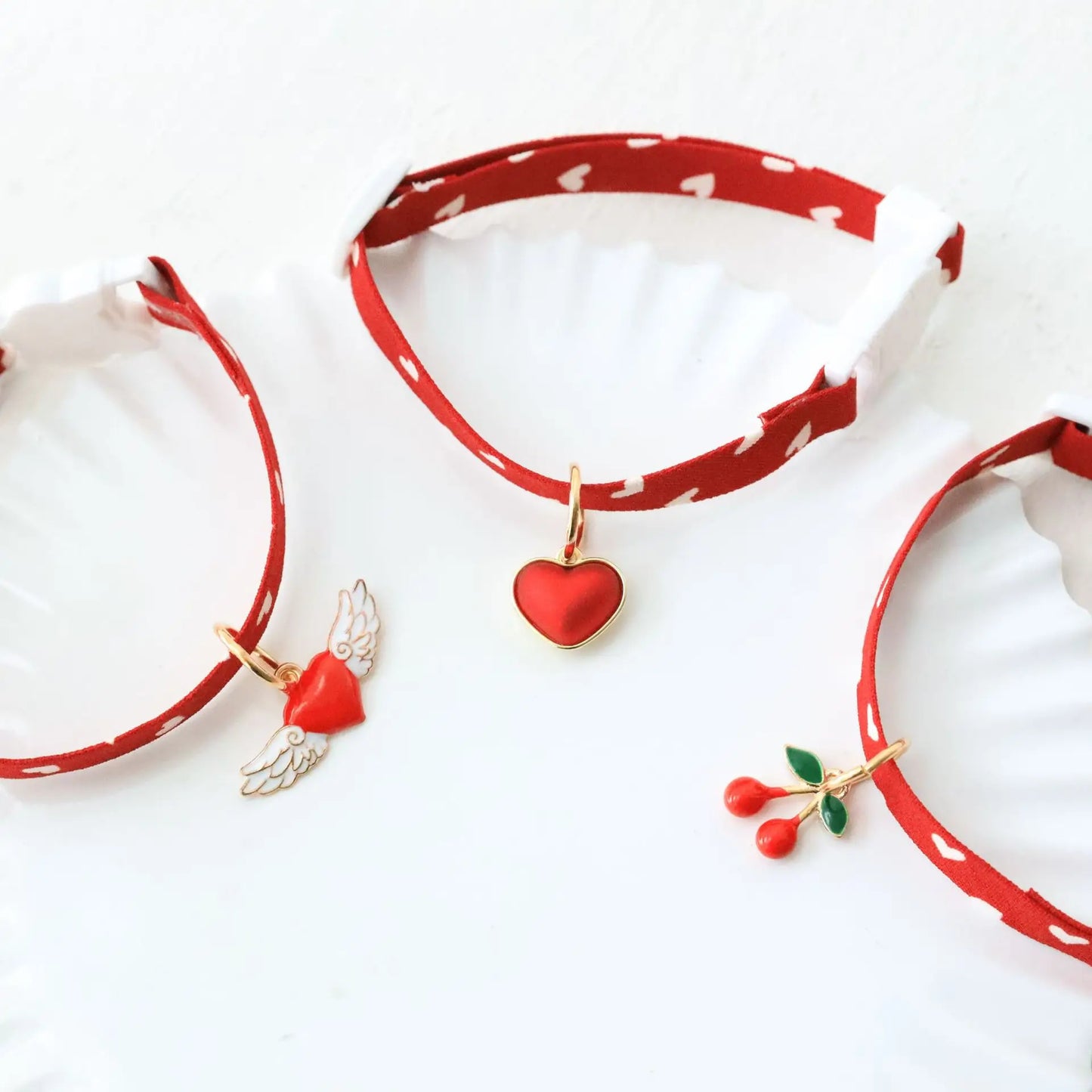 Heart-Shaped Breakaway Cat & Puppy Collar with Bell