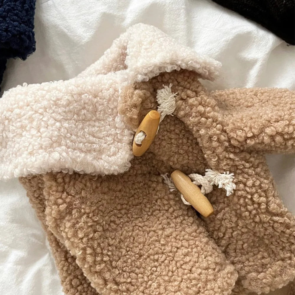 Snuggle Chic: Fur-Trimmed Winter Jacket for Small & Medium Pets