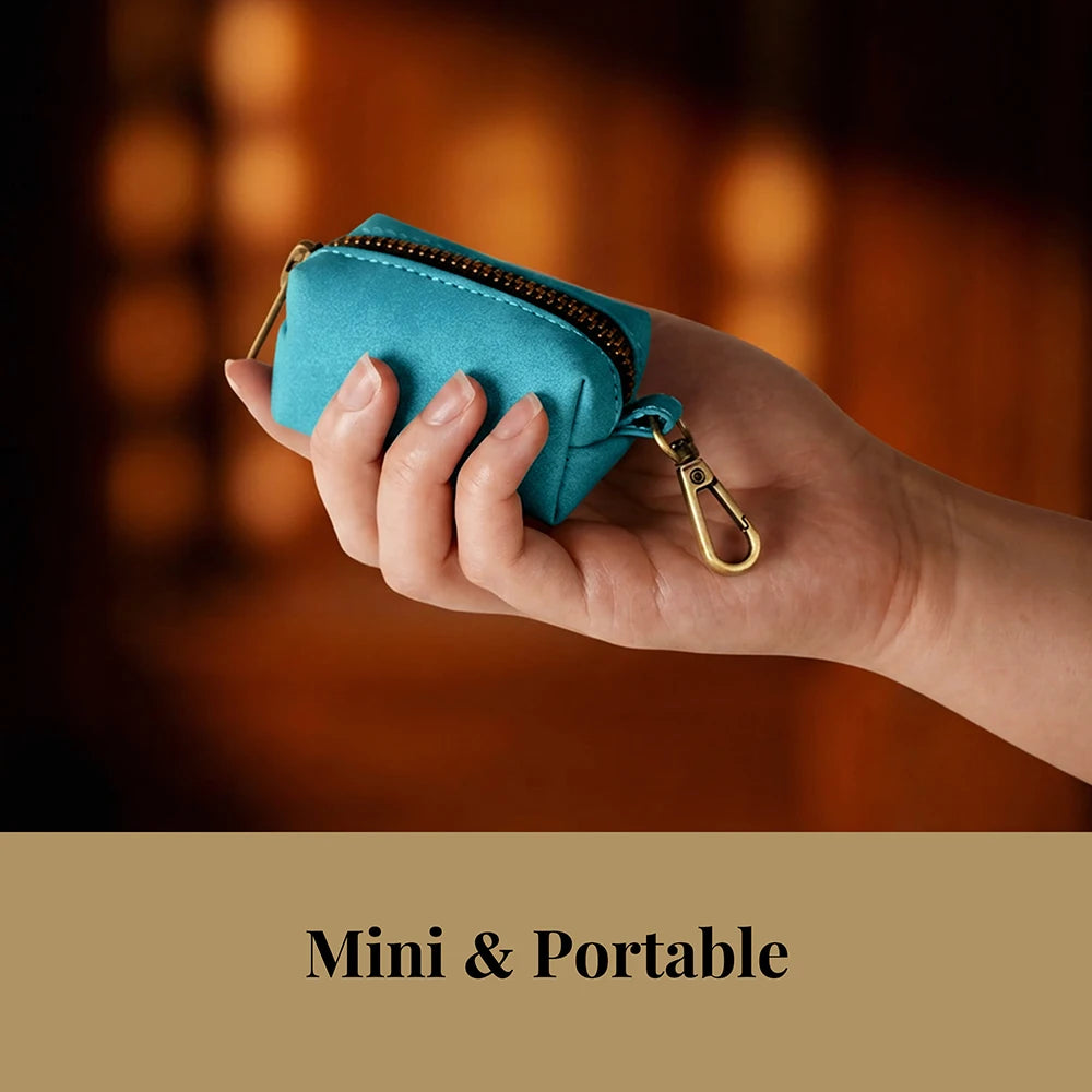 RetroChic Premium Leather Waste Bag Dispenser – Portable Zippered Poo Bag Holder with Leash Clip