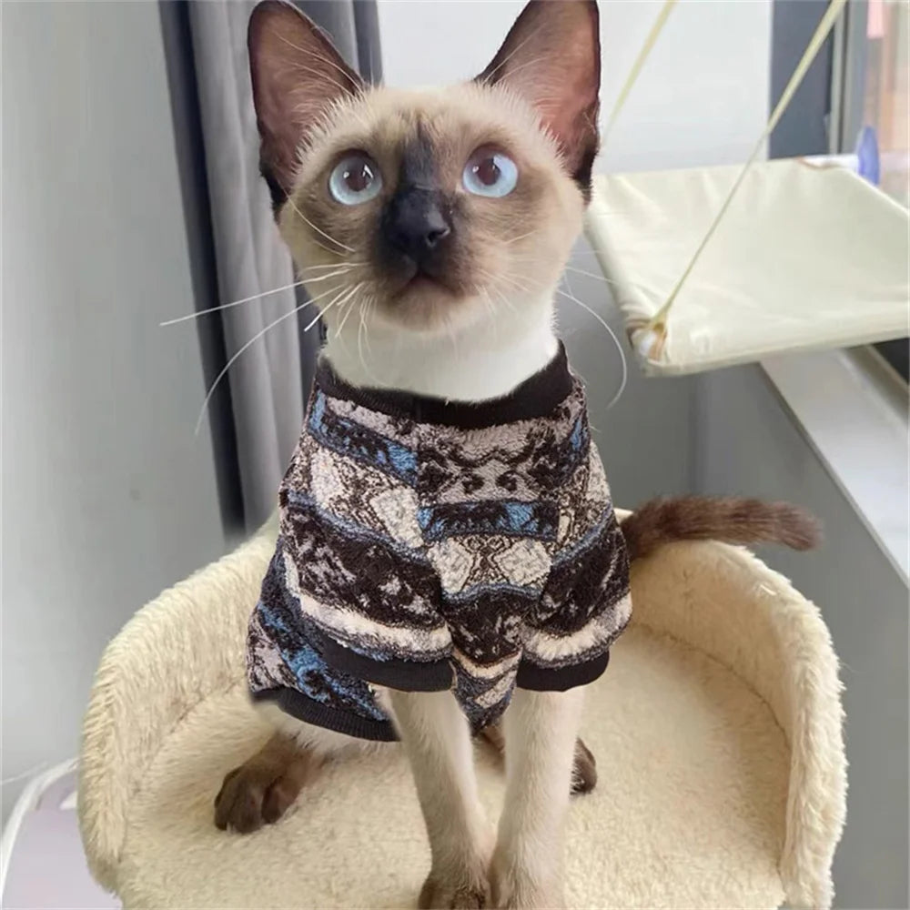 PlushPaws Winter Warmth Hoodie – Cozy Printed Pullover for Cats & Puppies