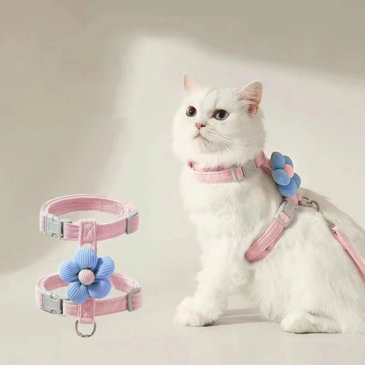 PawBreeze Adjustable Escape-Proof Harness & Leash Set – Breathable Comfort for Cats and Small Dogs