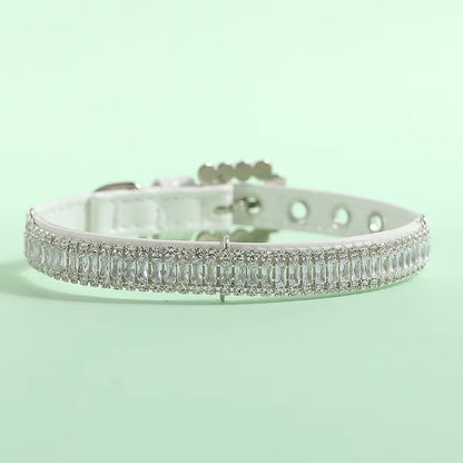 Elegant Pearl & Rhinestone Collar – Chic Accessory for Small Dogs & Cats