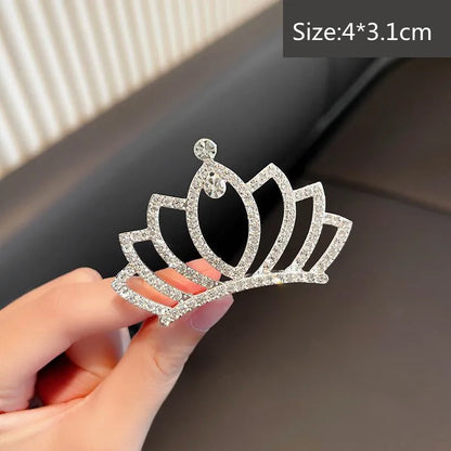 RoyalCrown Pearl & Rhinestone Pet Hair Comb – Luxurious Grooming Accessory