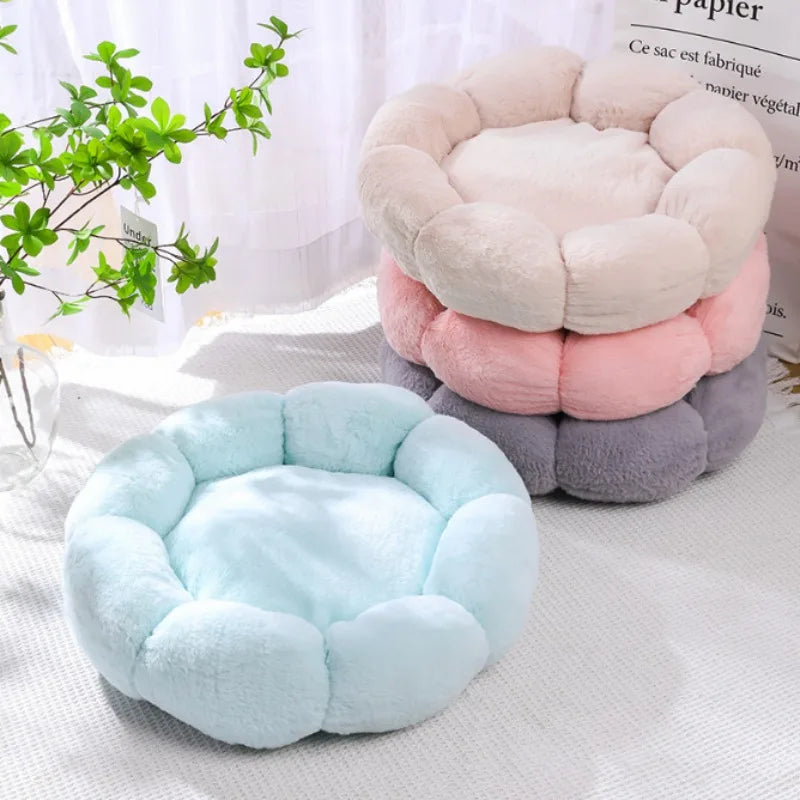 Blossom Bliss Plush Flower Pet Bed - Cozy Comfort for Small & Medium Pets - Barking Meows