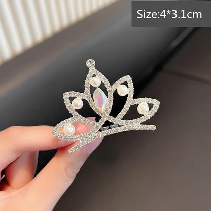 RoyalCrown Pearl & Rhinestone Pet Hair Comb – Luxurious Grooming Accessory