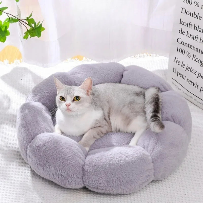 Blossom Bliss Plush Flower Pet Bed - Cozy Comfort for Small & Medium Pets - Barking Meows