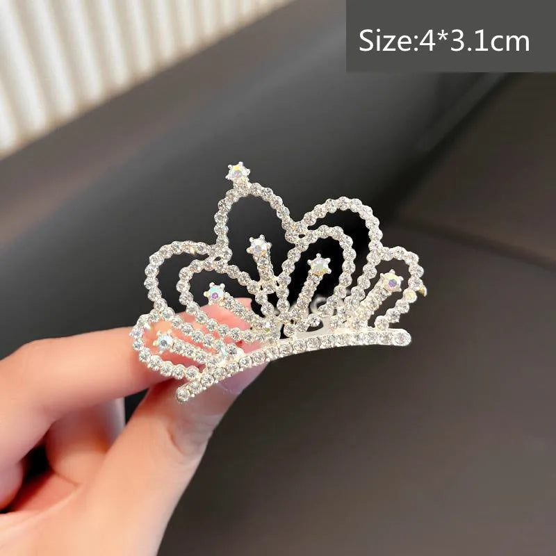 RoyalCrown Pearl & Rhinestone Pet Hair Comb – Luxurious Grooming Accessory