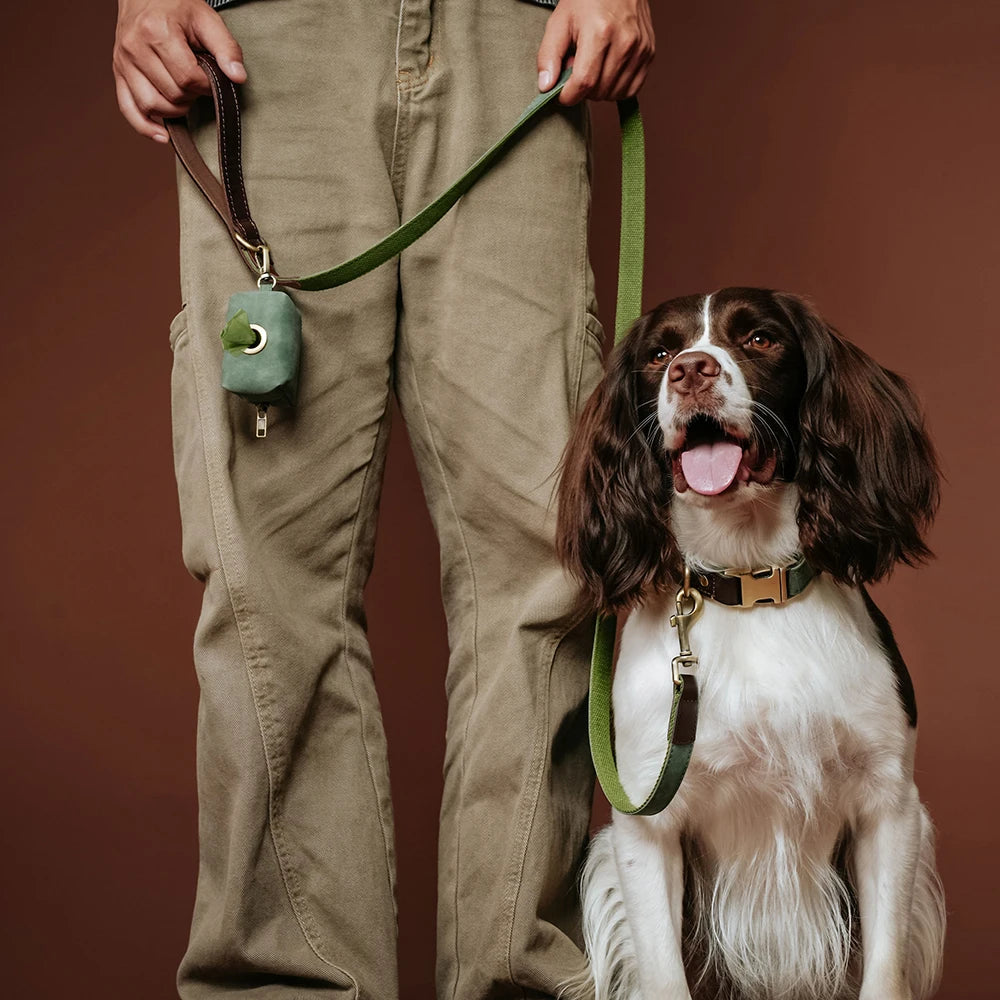 RetroChic Premium Leather Waste Bag Dispenser – Portable Zippered Poo Bag Holder with Leash Clip