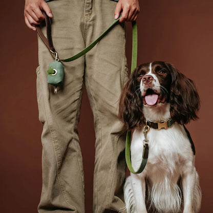 RetroChic Premium Leather Waste Bag Dispenser – Portable Zippered Poo Bag Holder with Leash Clip